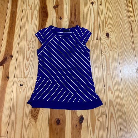 Apt. 9 Tops - Apt 9 Shirt‎